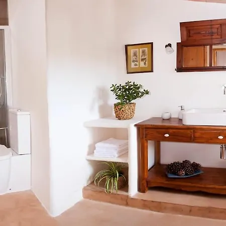 Son Vell. Mallorca. Casa Amb Piscina Ecologica.